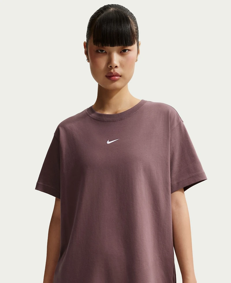 Nike Women's Sportswear Crewneck T-Shirt