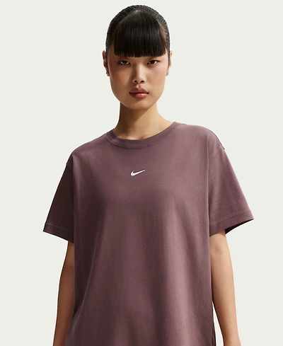 Nike Women's Sportswear Crewneck T-Shirt