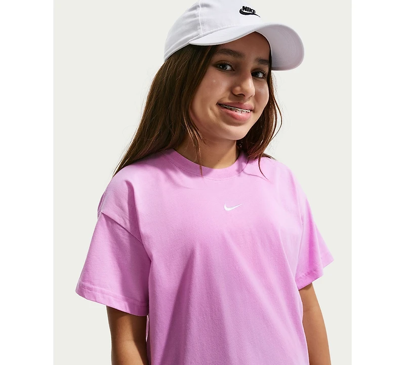 Nike Big Girls Sportswear Essential Cotton Swoosh Logo T-Shirt