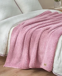 Ugg Classic UGGfluff Throw, 50" x 70"