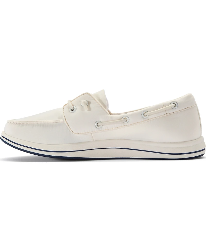 Clarks Women's Breeze Round Toe Boat Flats