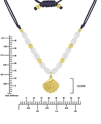 Roxy Waterproof Yellow Seashell Pearl Adjustable Necklace