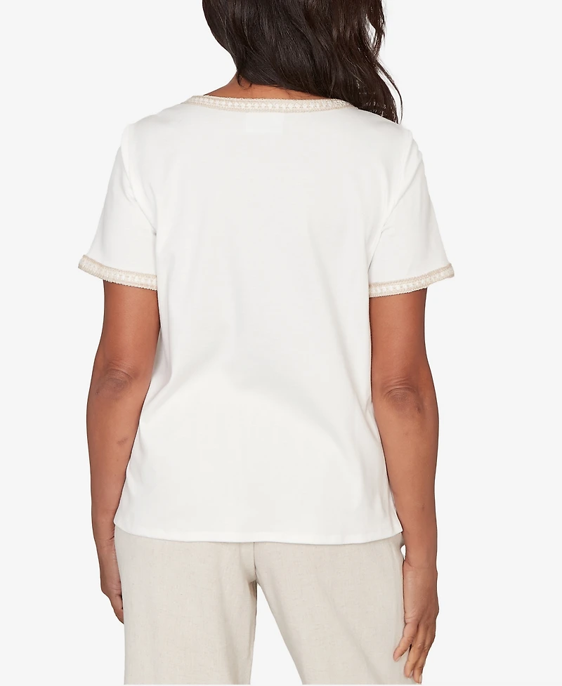 Alfred Dunner Petite Natural Wonder Crochet Pocket Short Sleeve T-shirt