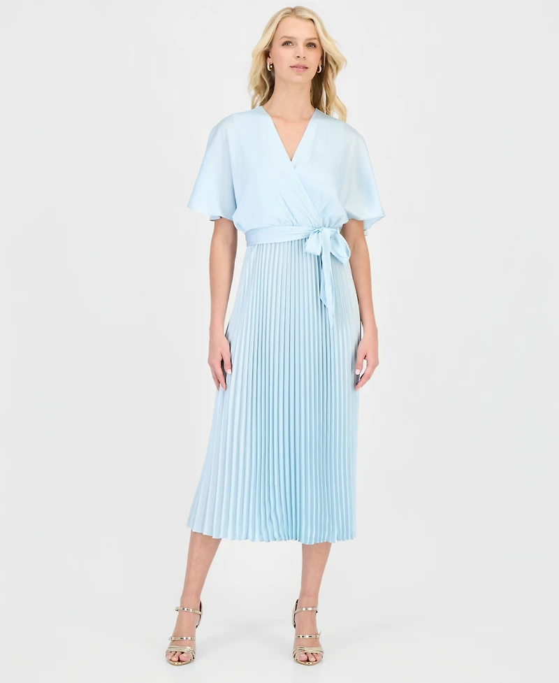 Sandra Darren Women's Pleated Flutter-Sleeve Dress