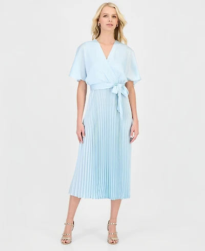 Sandra Darren Women's Pleated Flutter-Sleeve Dress