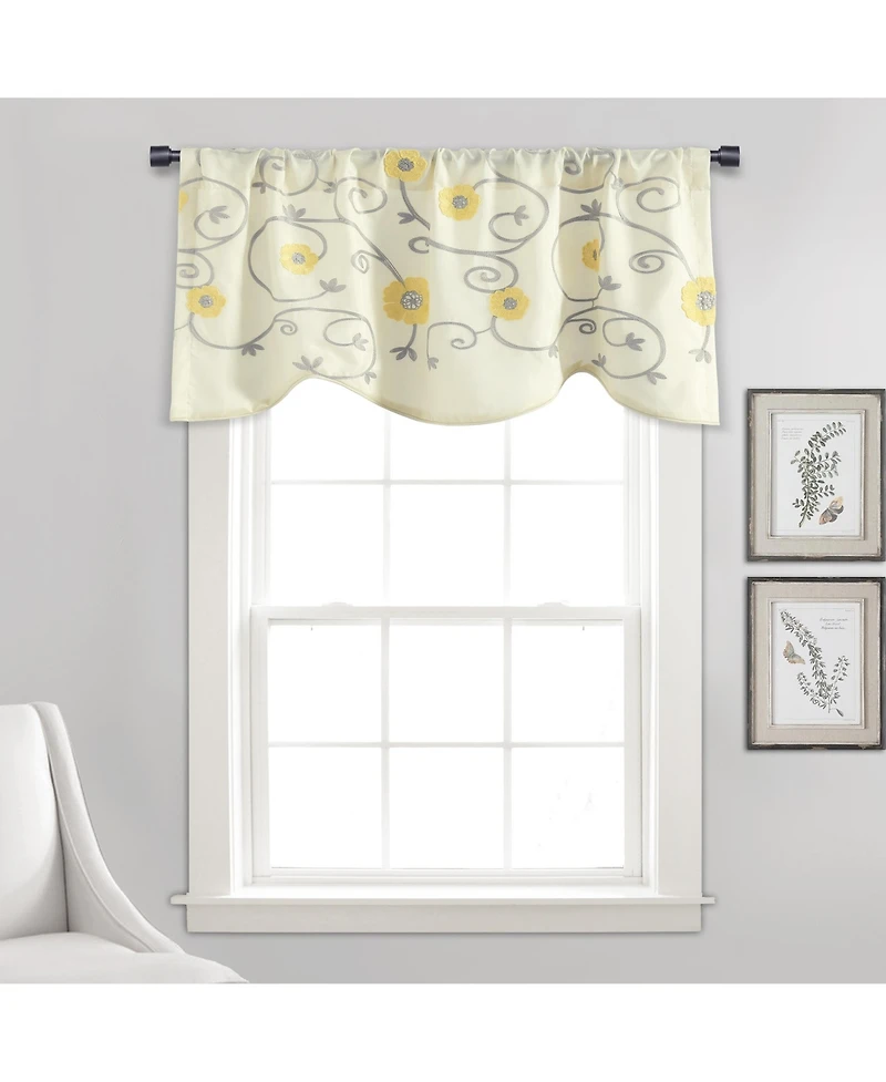 Lush Decor Royal Garden 18" x 42