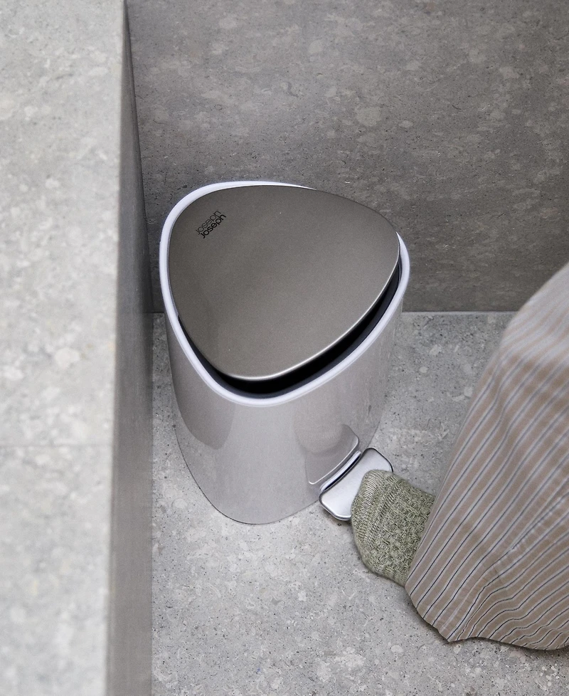 Joseph Joseph Easy Store 5-Liter Pedal Bin with Liner Storage