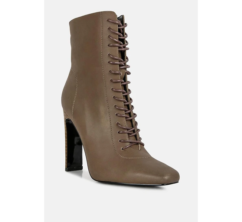 Wyndham Womens Lace Up Leather Ankle Boots
