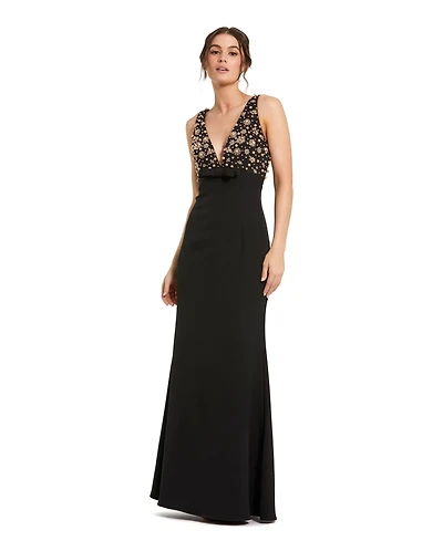 Mac Duggal Petite Crepe Sleeveless Beaded V Neck Gown With Bow