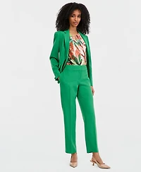 Kasper Women's Stretch Crepe Slim Leg Pant, Regular & Petite Sizes