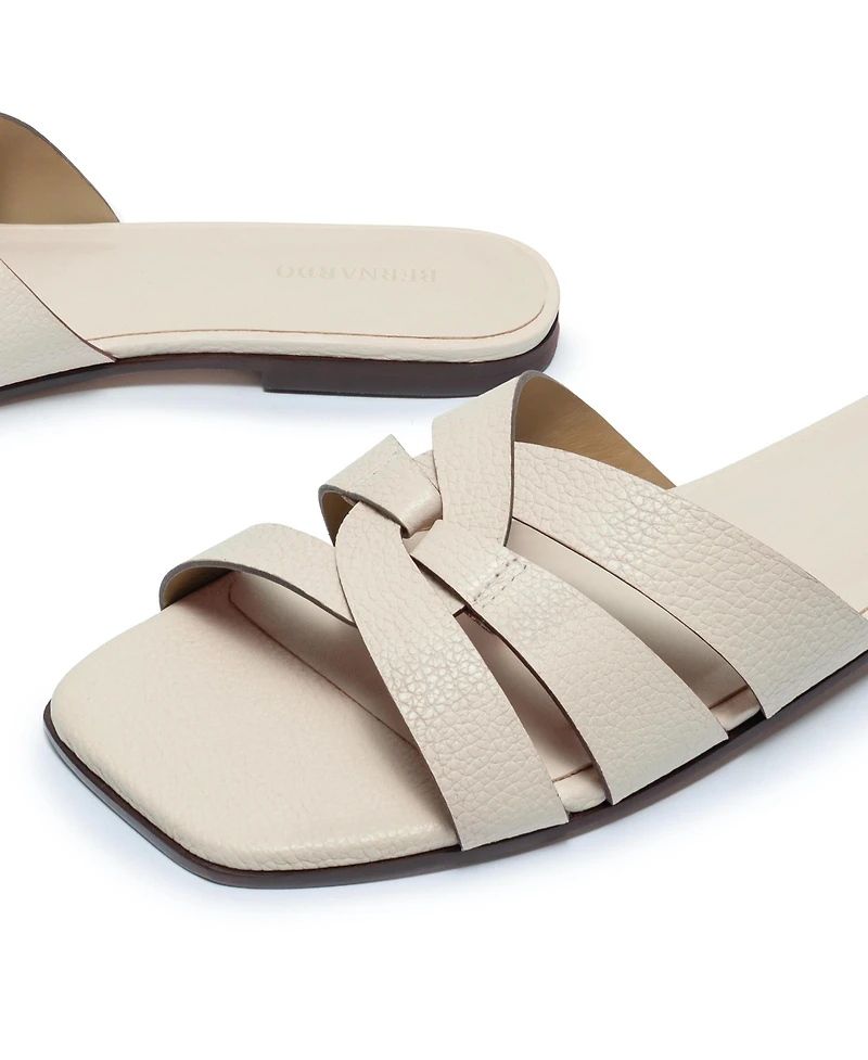 Bernardo Women's Oxford Slip On Sandal