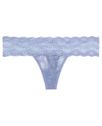 b.tempt'd by Wacoal Lace Kiss Thong Underwear 970182