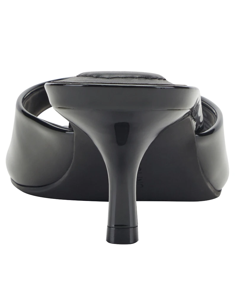 Bandolino Women's Meegin Slip-On Dress Sandals