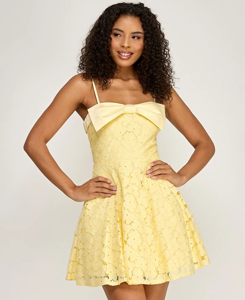 City Studios Junior's Bow Front Lace Dress