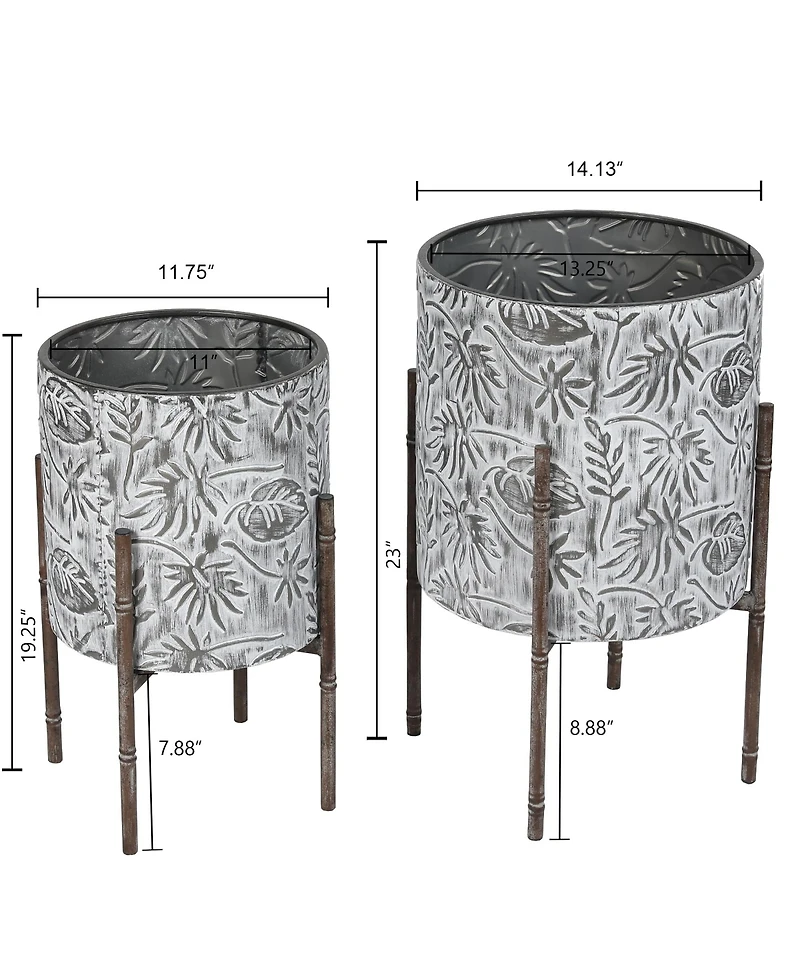 LuxenHome Set of 2 Coastal Distressed White and Gray Metal Cachepot Planters with Metal Stand