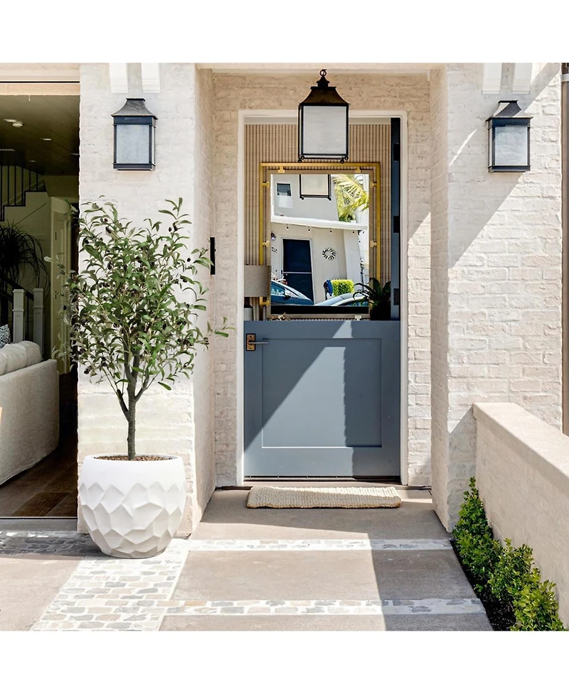 LuxenHome 14.6-Inch Round White Geometric MgO Planter