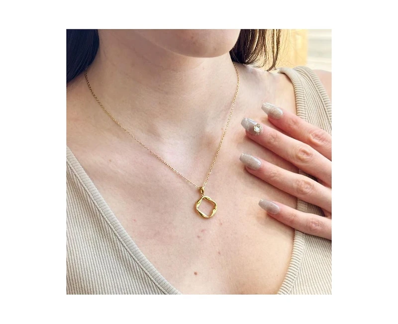 Little Sky Stone Sam Twisted Infinity Pendant Necklace in 14k Gold Finish