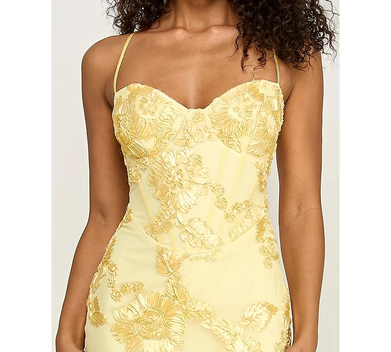 B Darlin Juniors' Floral Lace Sweetheart Neck Gown