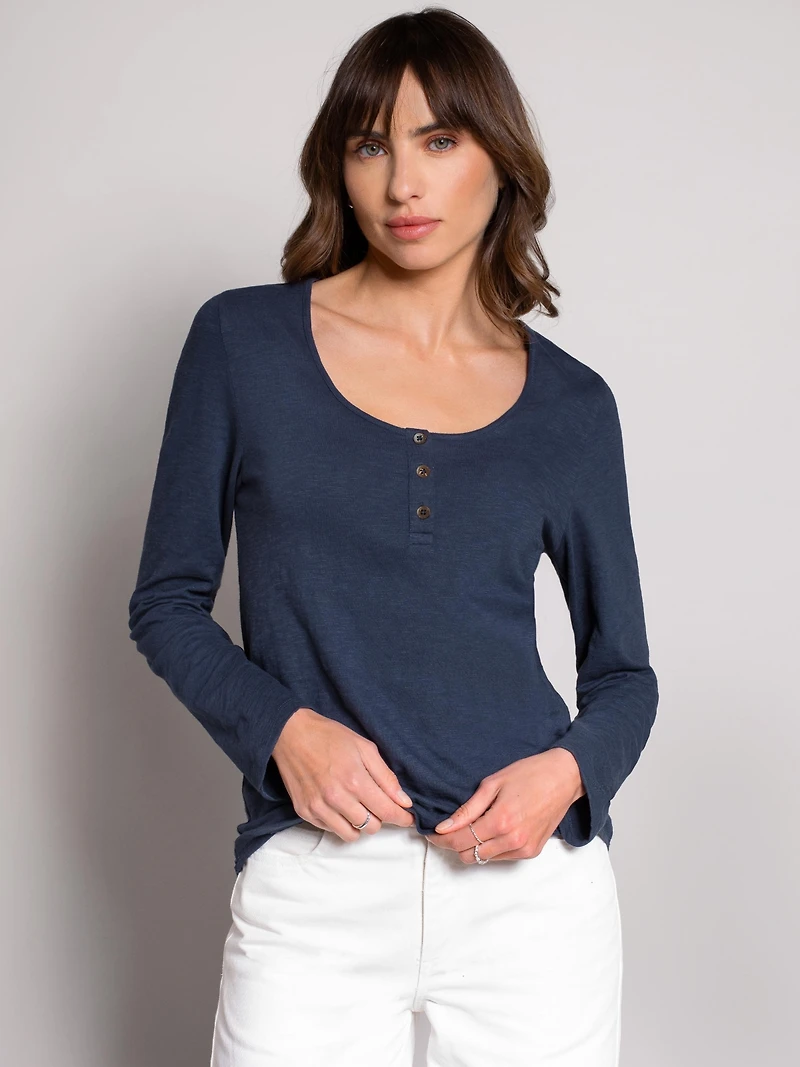 Celtic & Co. Women's Slub Jersey Scoop Neck Henley Top