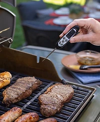 Maverick Fast Read Digital Probe Thermometer