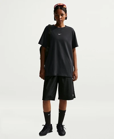 Nike Women's Sportswear Crewneck T-Shirt