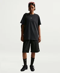 Nike Women's Sportswear Crewneck T-Shirt