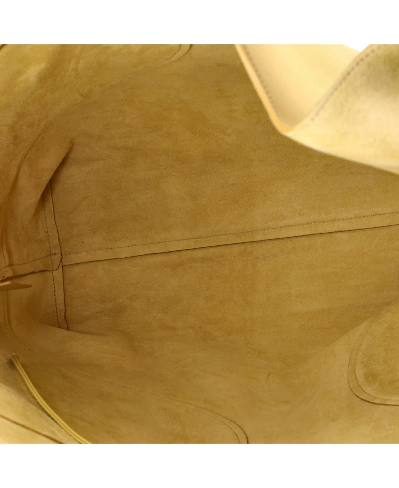 Pre-Owned Salvatore Ferragamo Debossed Cut-Out Hobo Bag Leather