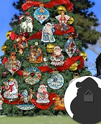 Designocracy Christmas Friends Puppy Wreath Holiday Outdoor Decor Large Ornament