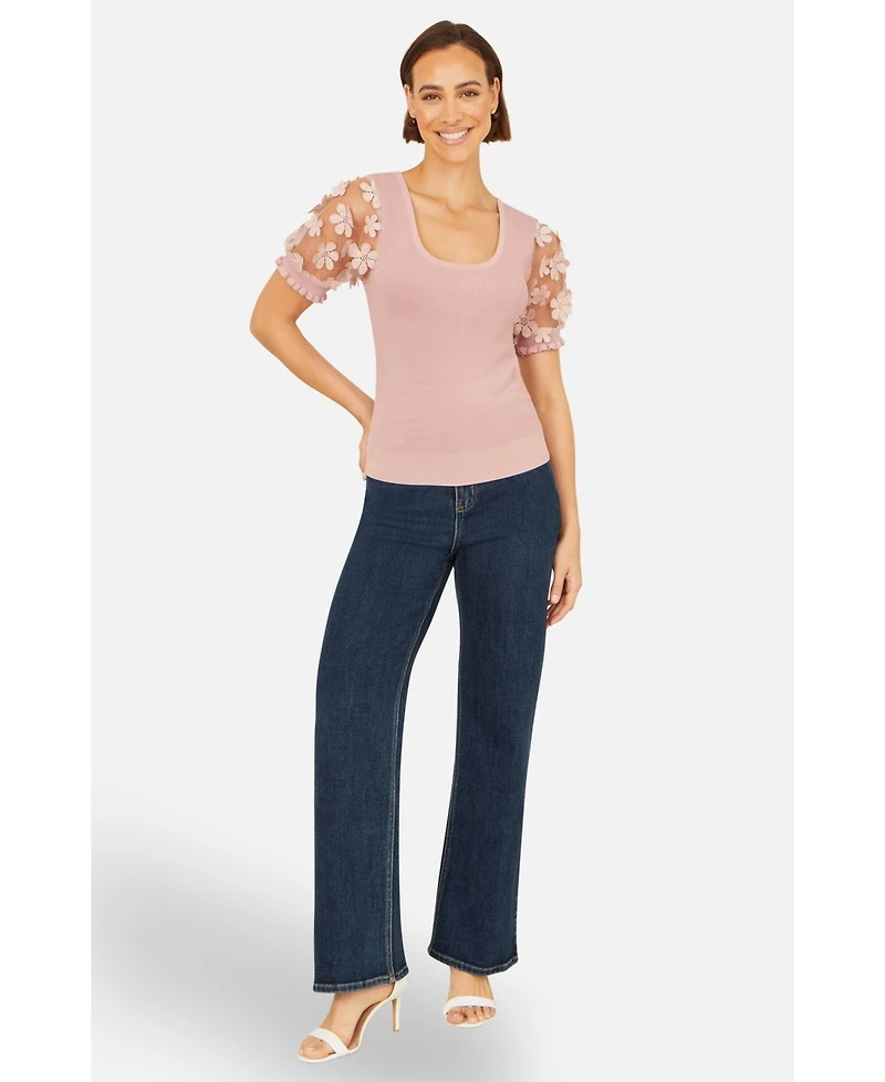 Yumi Women's Floral Applique Knitted Top