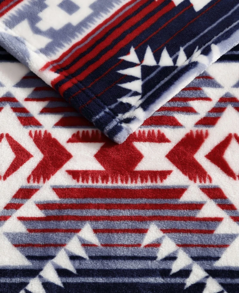 Wrangler Jericho Printed Plush Throw, 70" X 50"