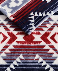 Wrangler Jericho Printed Plush Throw, 70" X 50"