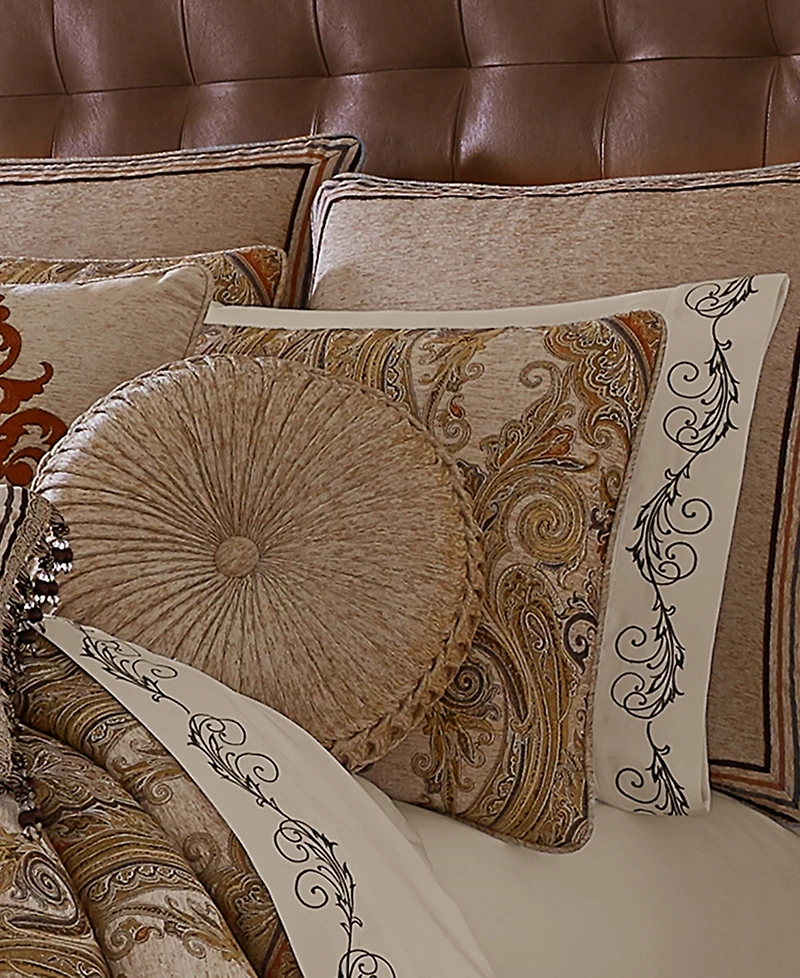 J Queen New York Luciana 4-Pc. Comforter