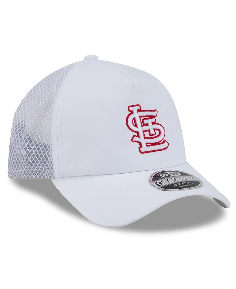 New Era Men's White St. Louis Cardinals 2026 Batting Practice Apex 9FORTY Adjustable Trucker Hat