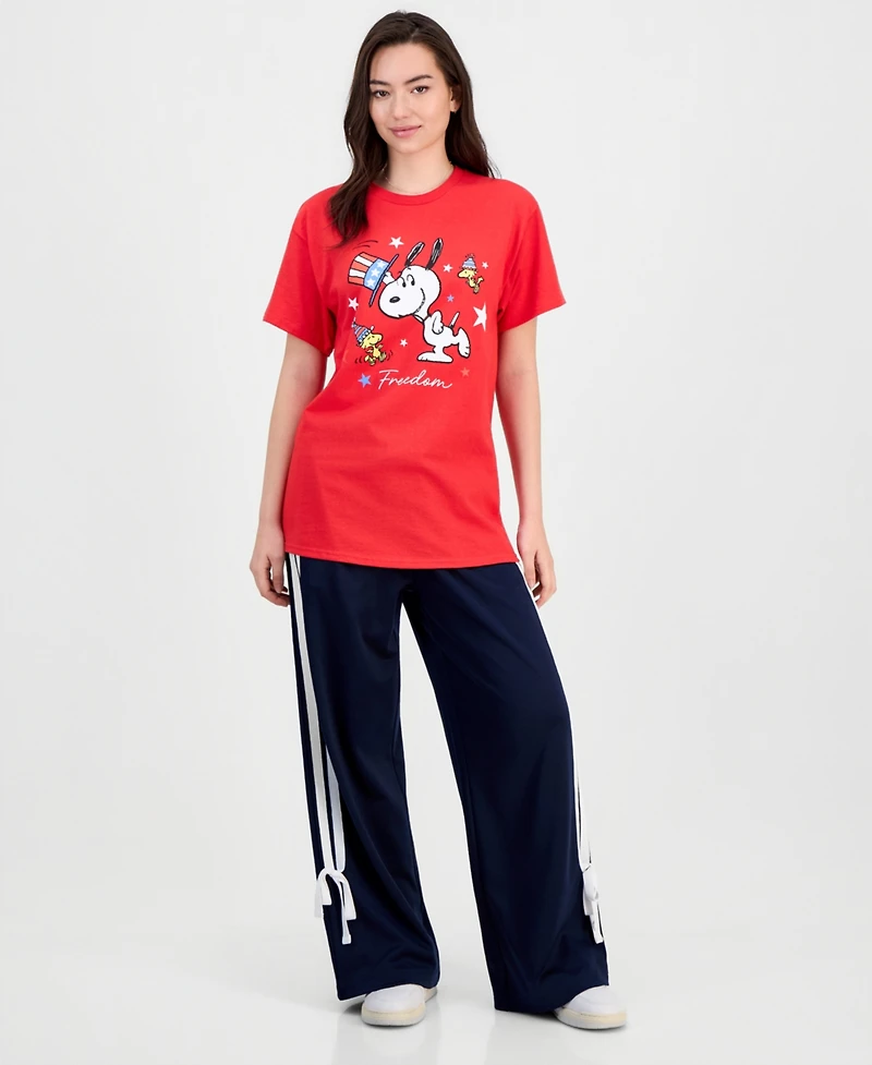 Peanuts Juniors' Snoopy Freedom Cotton Short-Sleeve T-Shirt