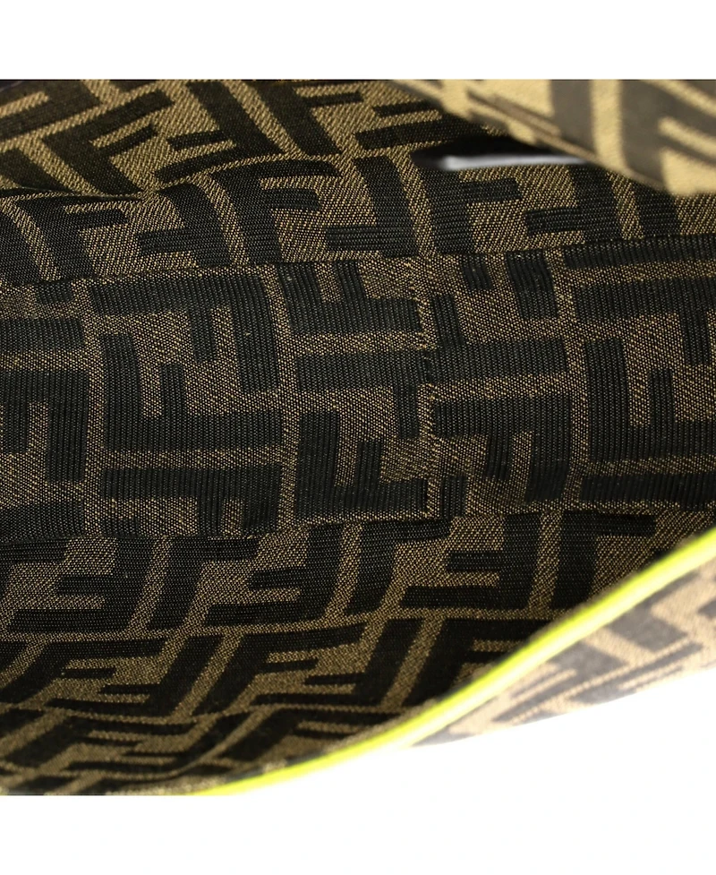 Pre-Owned Fendi Medium Baguette Nm Bag Zucca Canvas