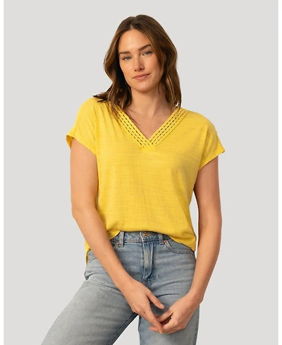 Cable & Gauge Women's Braided Trim Crinkle Tee