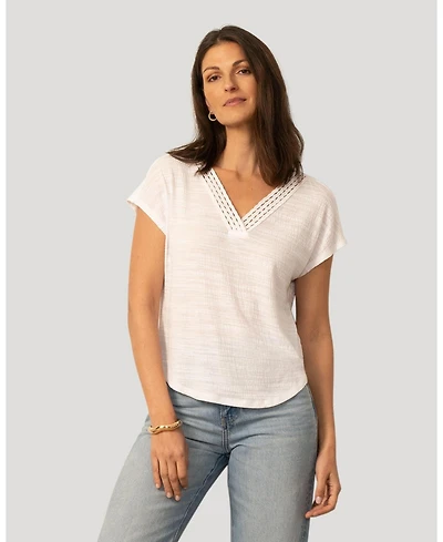 Cable & Gauge Women's Braided Trim Crinkle Tee