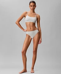 Calvin Klein Women's Form To Body Lightly Lined Bralette QF7554