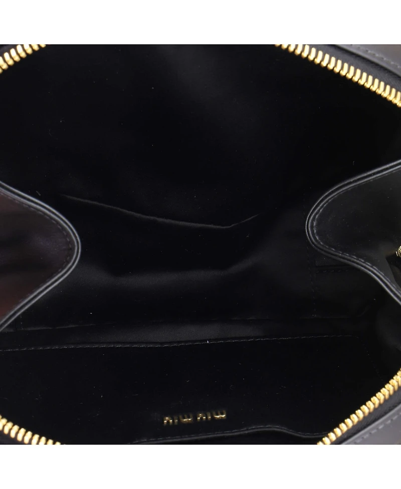 Pre-Owned Miu Miu Medium Softy Chain Camera Bag Logo Embossed Leather