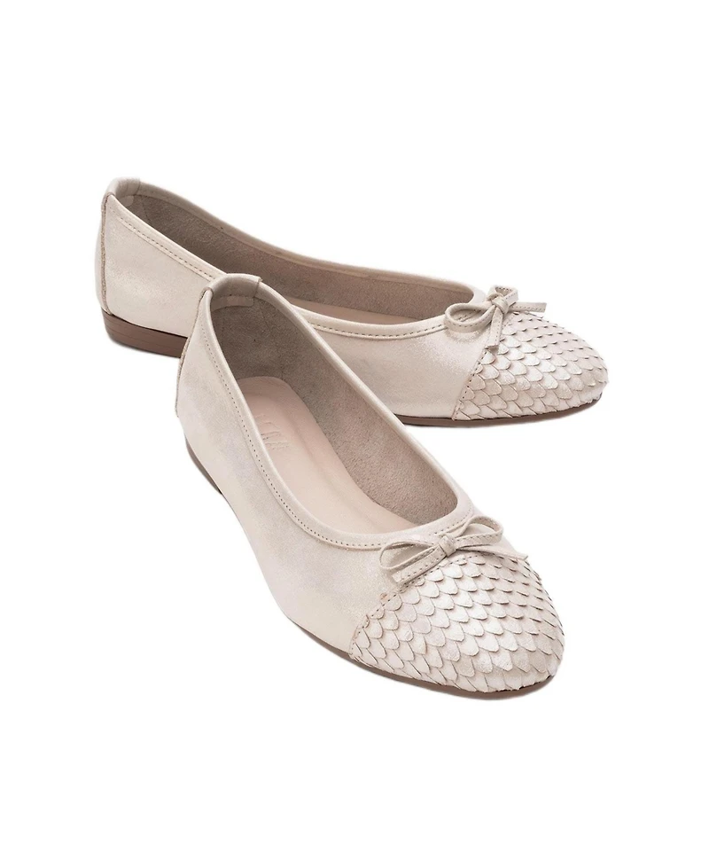 Forever and Always Women's Shoes Copos Leather Bow Cap Toe Ballet Flat