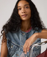 Levi's Women's Relaxed-Fit Sleeveless Trucker Jacket