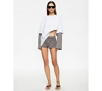 Lioness Women's Crewneck T-Shirt