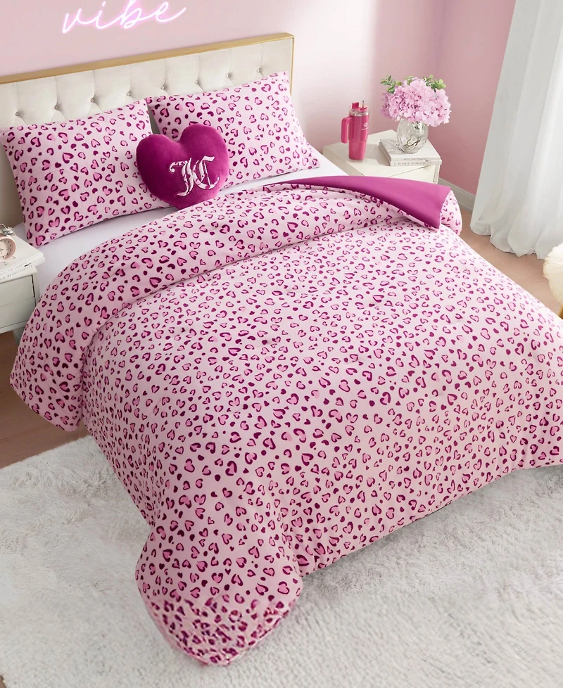 Juicy Couture Plush Reversible Leopard Hearts 4-Pc. Comforter Set