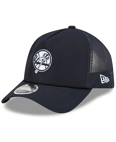 New Era Men's Navy New York Yankees 2026 Batting Practice Alternate Apex 9FORTY Adjustable Hat