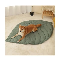 FunnyFuzzy Leaf Shape Pet Blanket