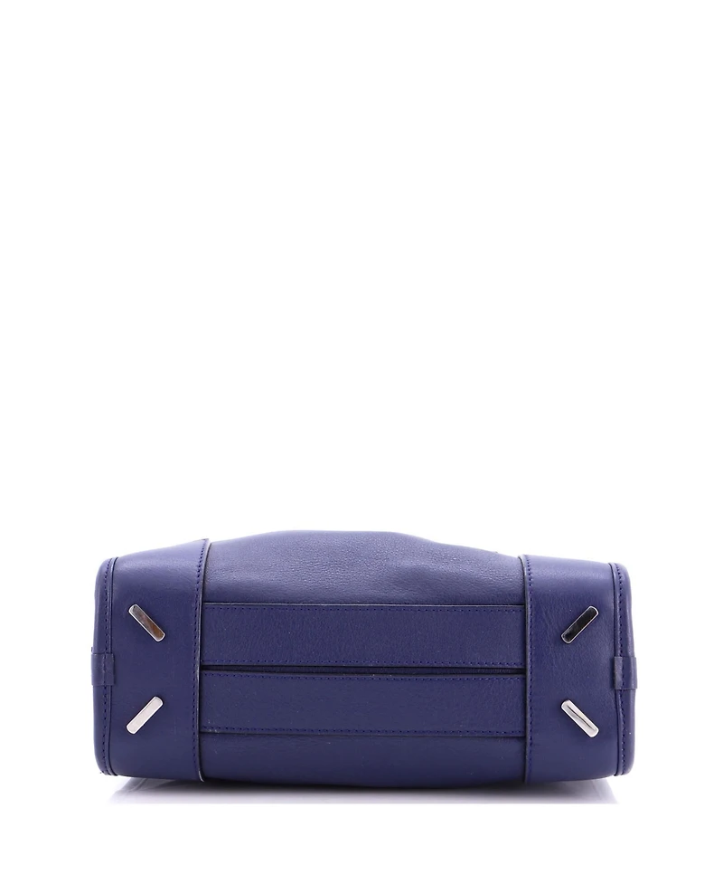 Pre-Owned Loewe 23 Amazona Bag Leather