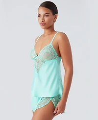 b.tempt'd Women's by Wacoal It's On Lace Cami 911396