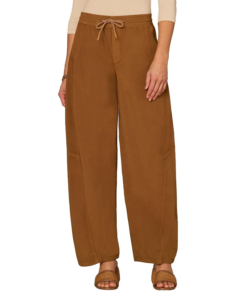 Democracy Petite Sky Rise Relaxed Straight Leg Joggers Pants