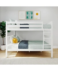 Max and Lily Classic Queen over bunk bed