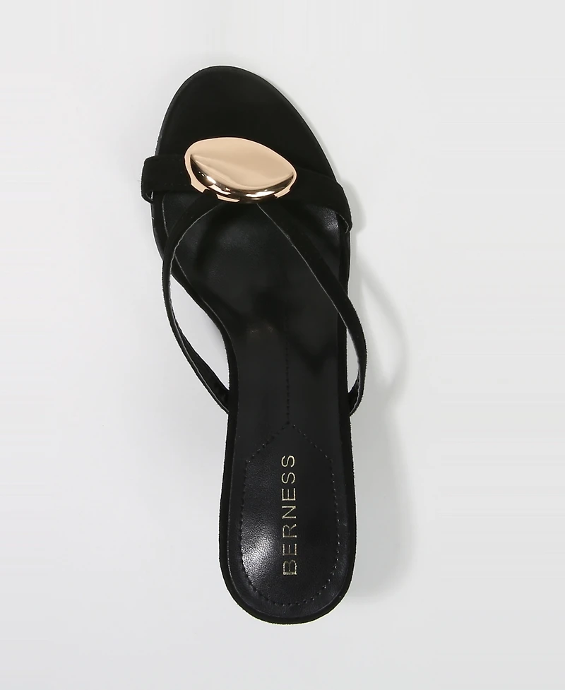 Berness Women's Royalty Kitten Heel Thong Sandal